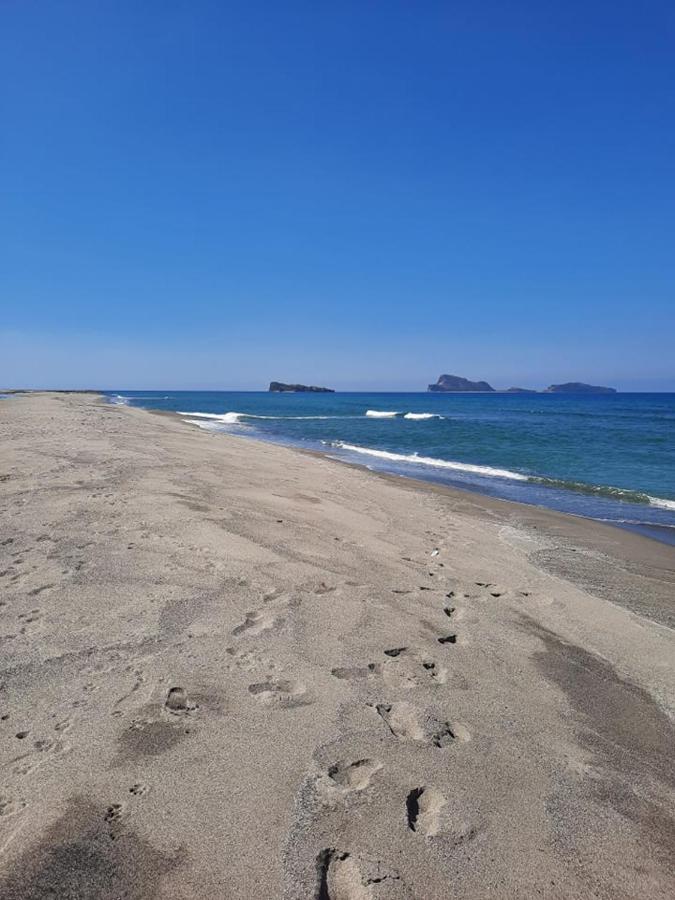 Youhan Beach Resort サン・アントニオ エクステリア 写真